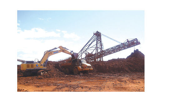 XCMG 큰 유압 크롤러 굴착기, 물통 수용량 4.5m3의 가동 무게 88000kgs
